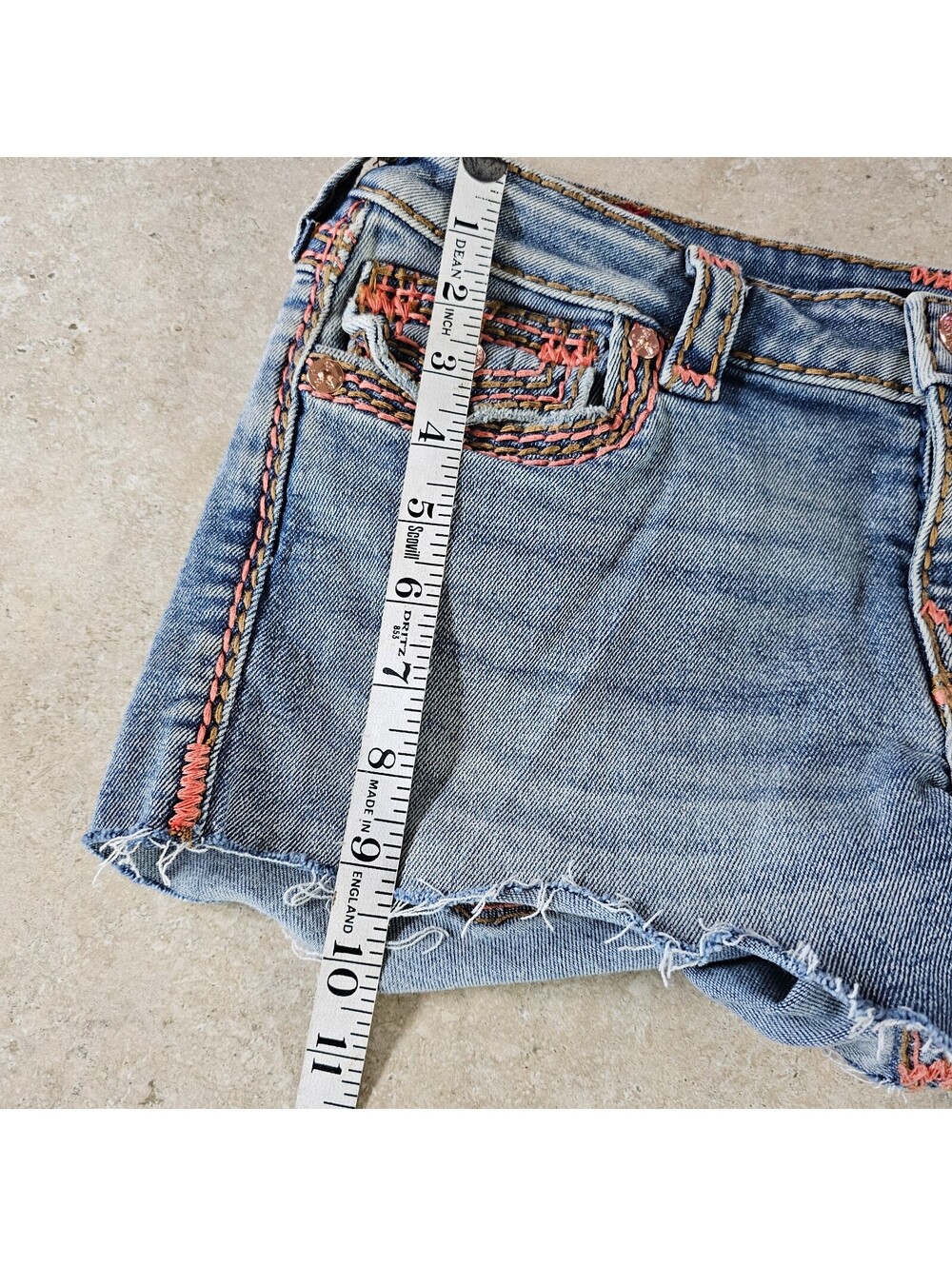 True Religion Joey Cut-Off Low Rise Denim Shorts Size 28 - Picture 1 of 6